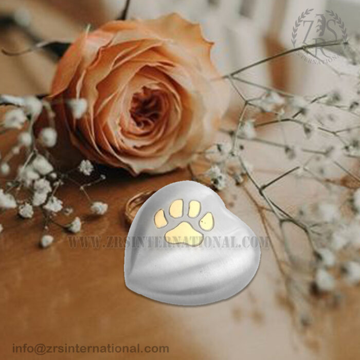 Ashes for Women & Men | Honor Your Loved One